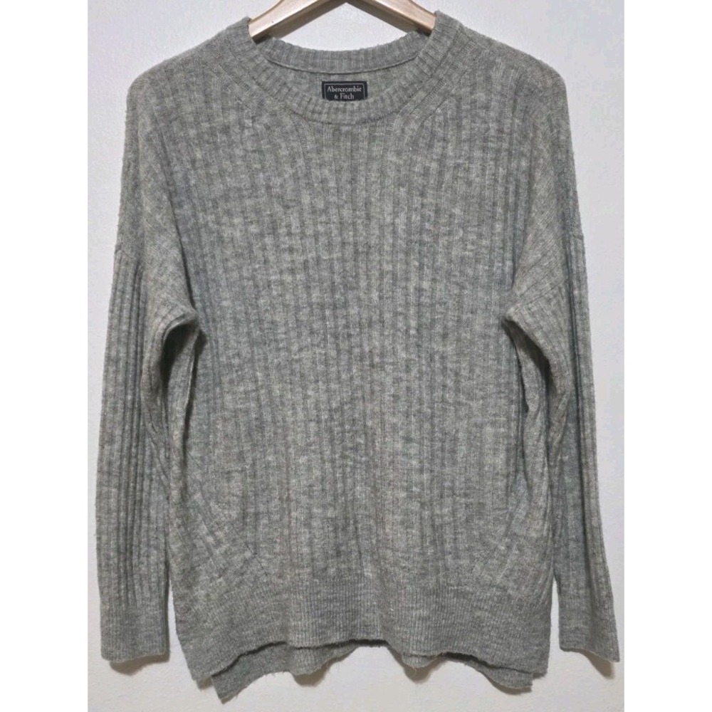 Abercrombie‎ & Fitch Grey Crew Sweater Ribbed Woman Sz M Cable Knit Pullover EUC